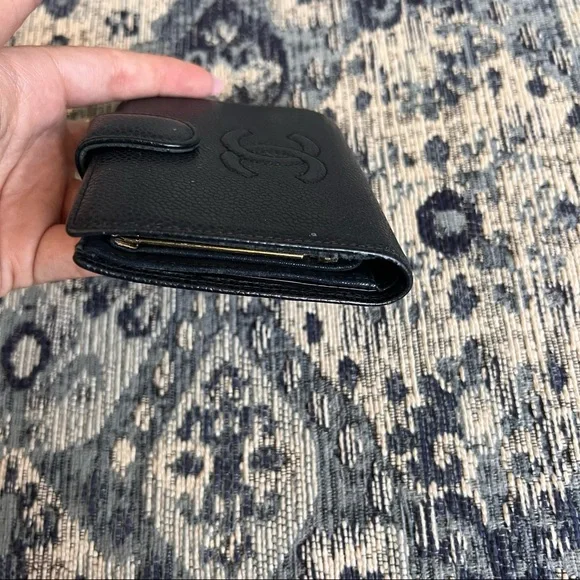 Chanel Black caviar Compact Wallet - Picture 5 of 14